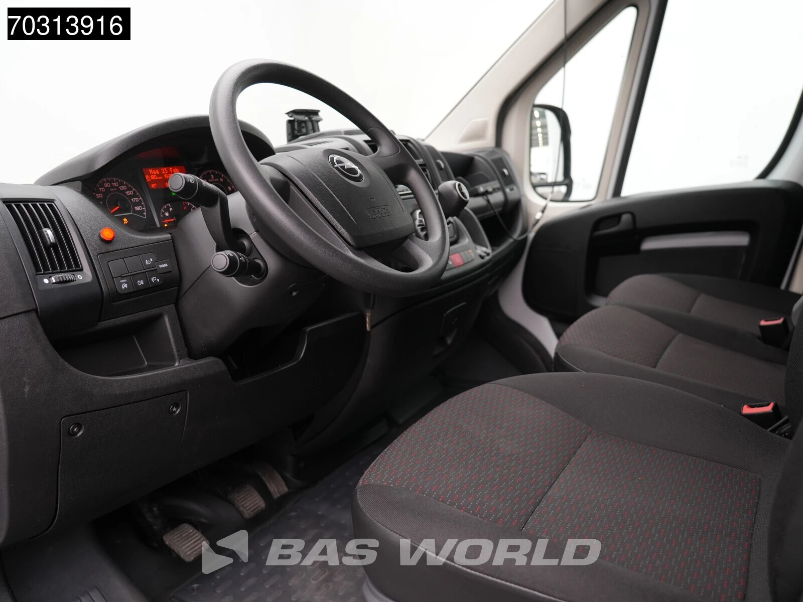 Hoofdafbeelding Opel Movano