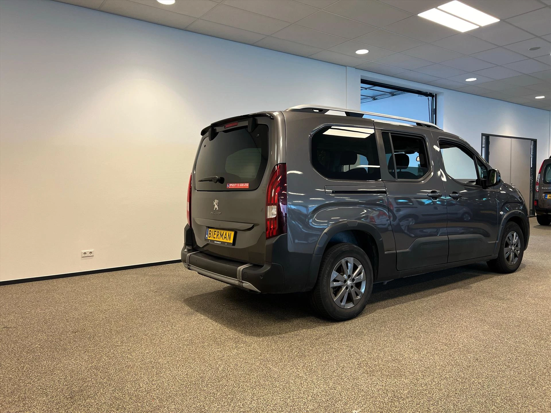 Hoofdafbeelding Peugeot Rifter