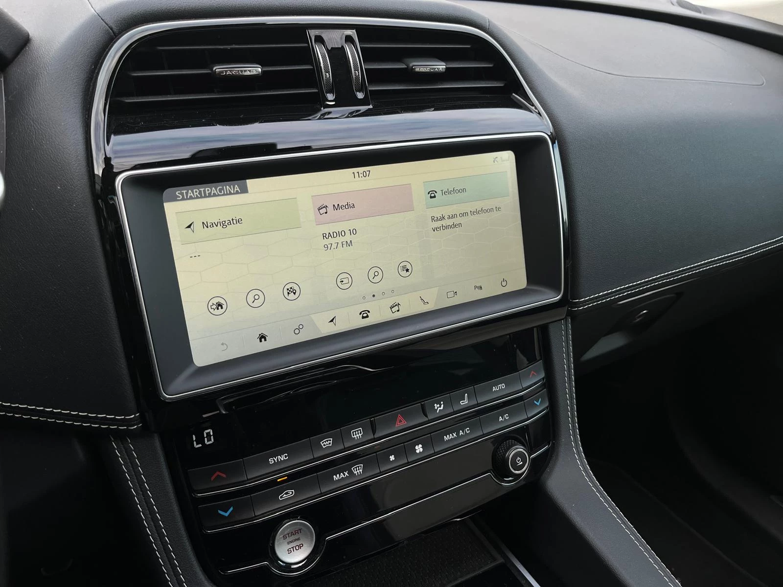 Hoofdafbeelding Jaguar F-PACE