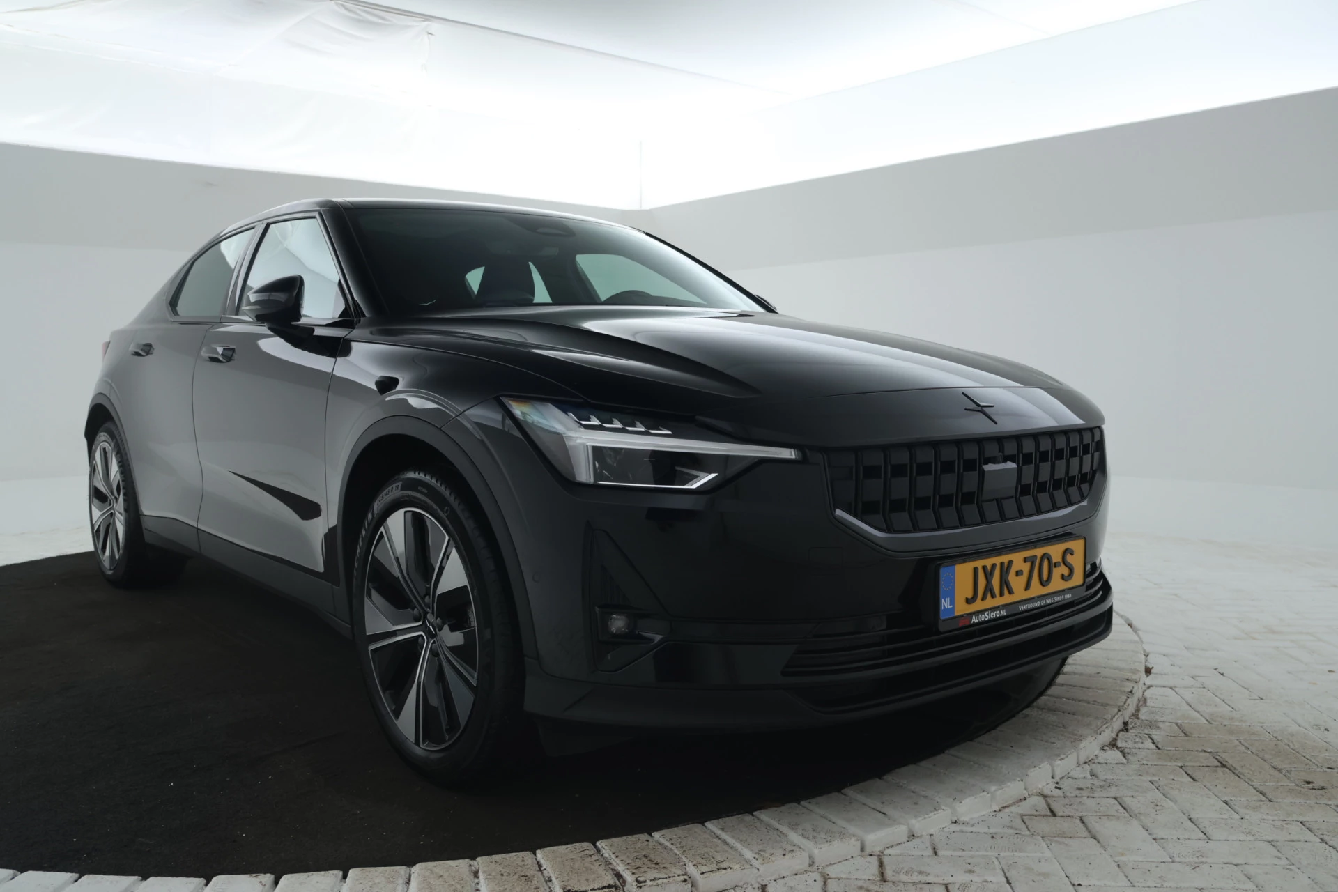 Hoofdafbeelding Polestar 2