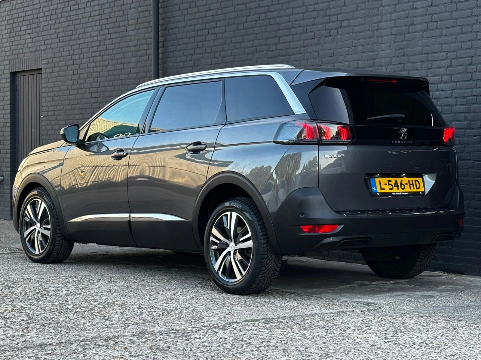 Hoofdafbeelding Peugeot 5008