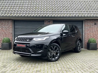 Hoofdafbeelding Land Rover Discovery Sport Land Rover Discovery Sport P300E R Dynamic SE AWD Black Pano 360