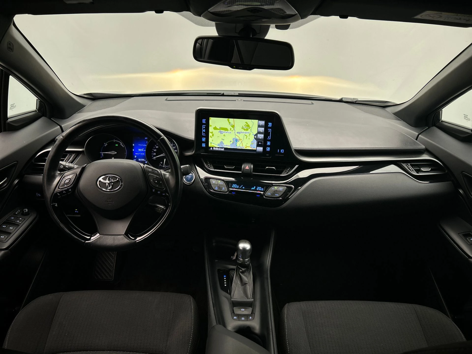 Hoofdafbeelding Toyota C-HR