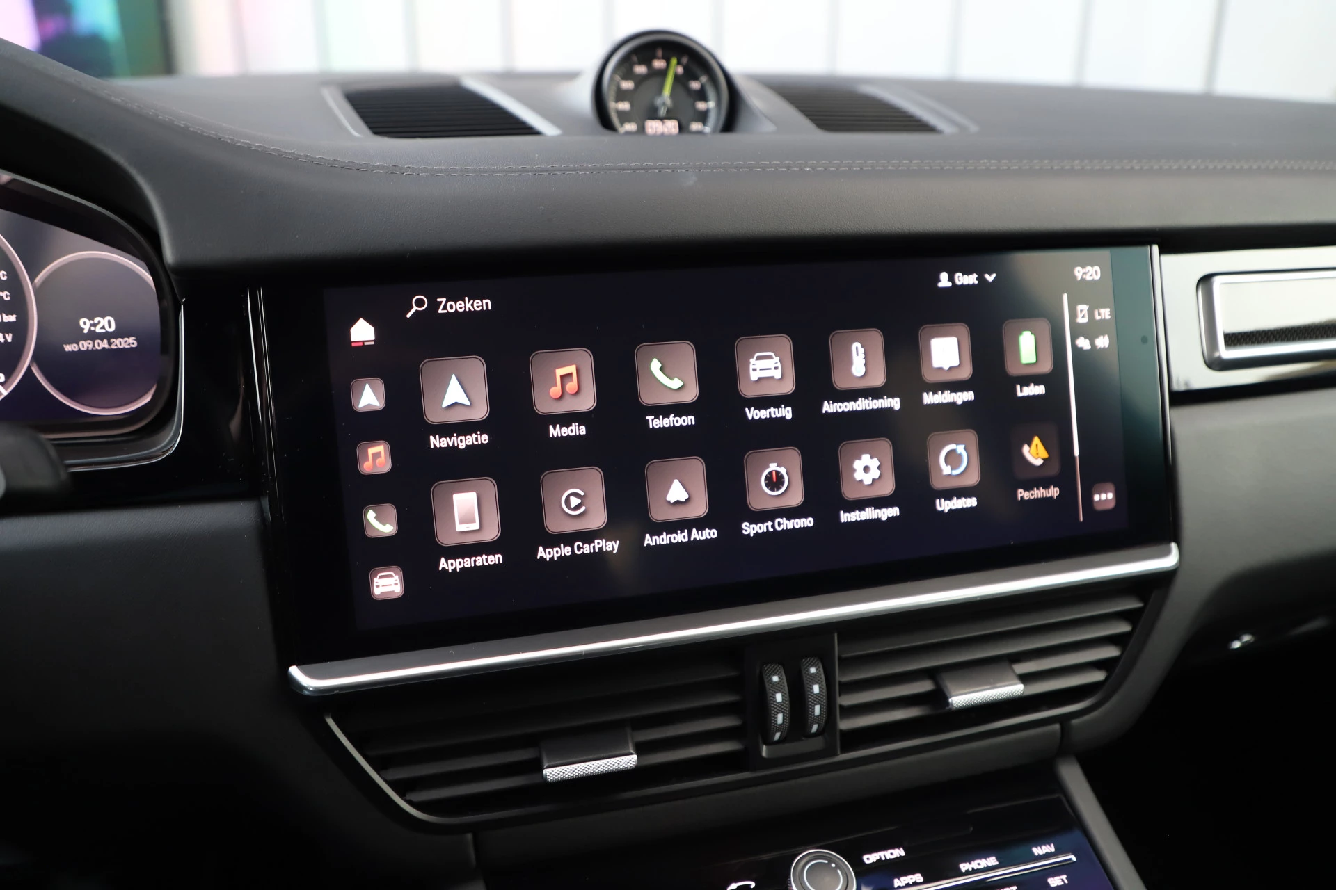 Hoofdafbeelding Porsche Cayenne