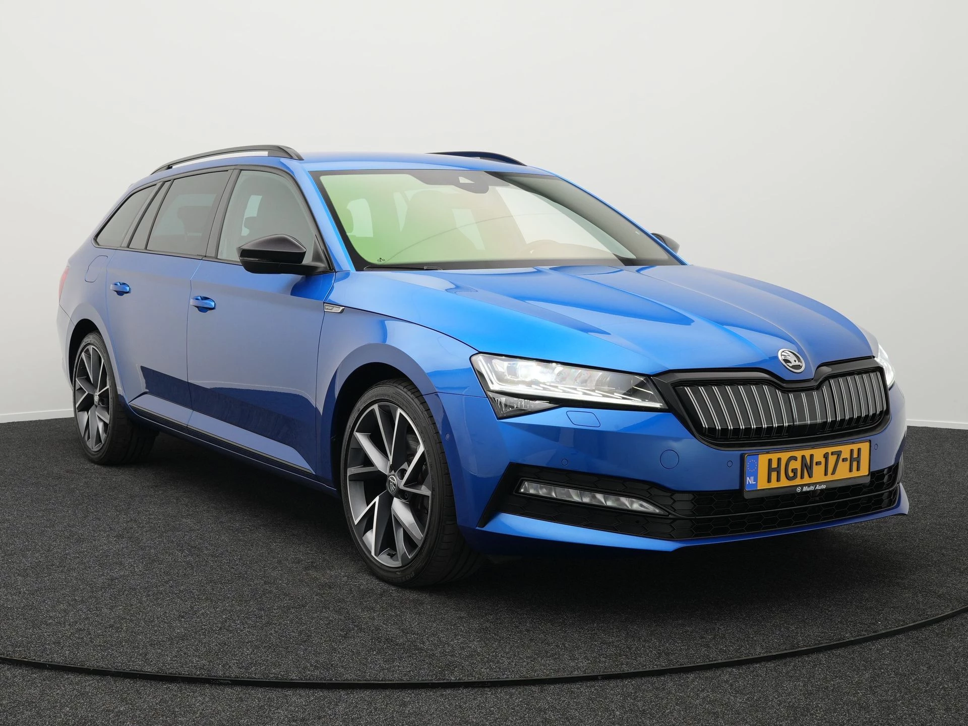 Hoofdafbeelding Škoda Superb