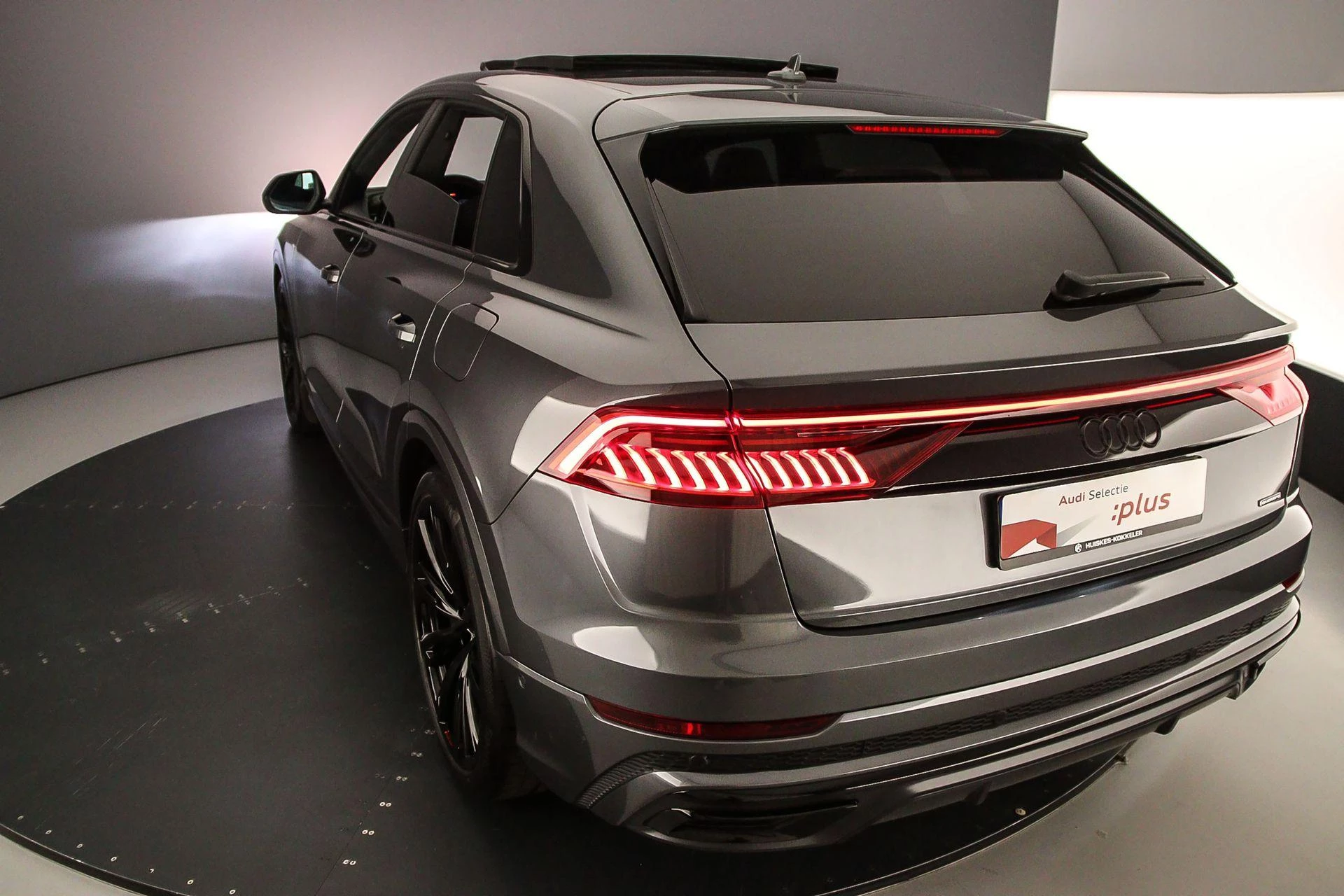 Hoofdafbeelding Audi Q8