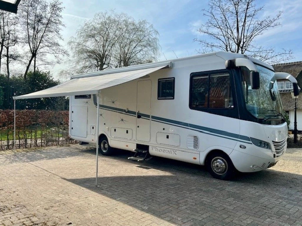 Hoofdafbeelding Iveco Phoenix / Iveco Maxiliner