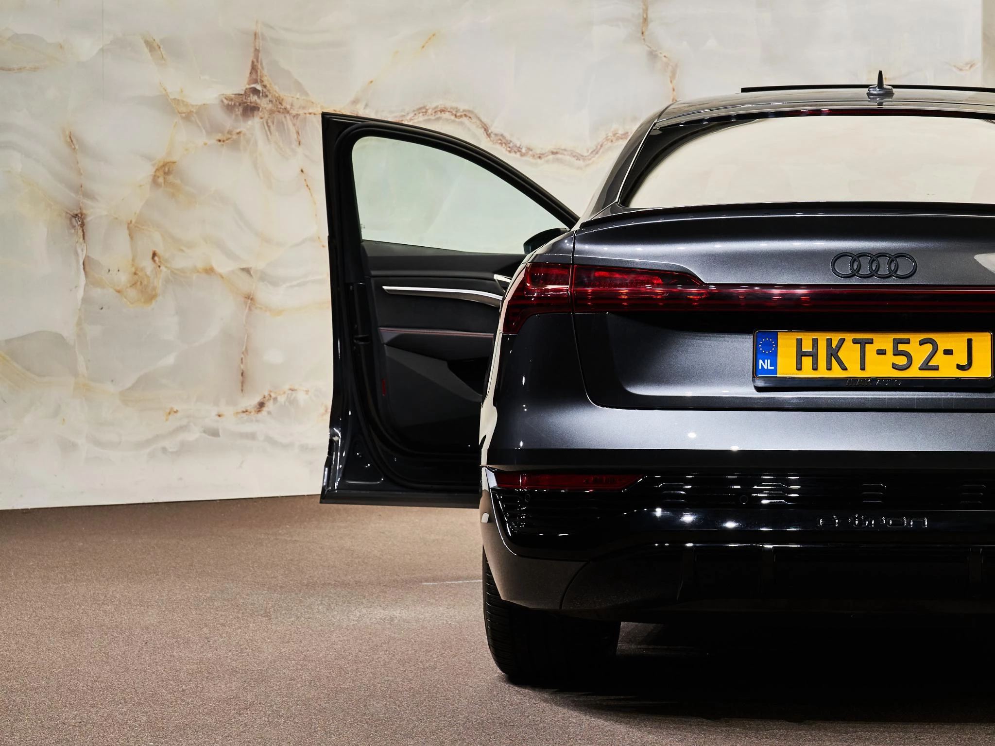 Hoofdafbeelding Audi Q8 Sportback e-tron