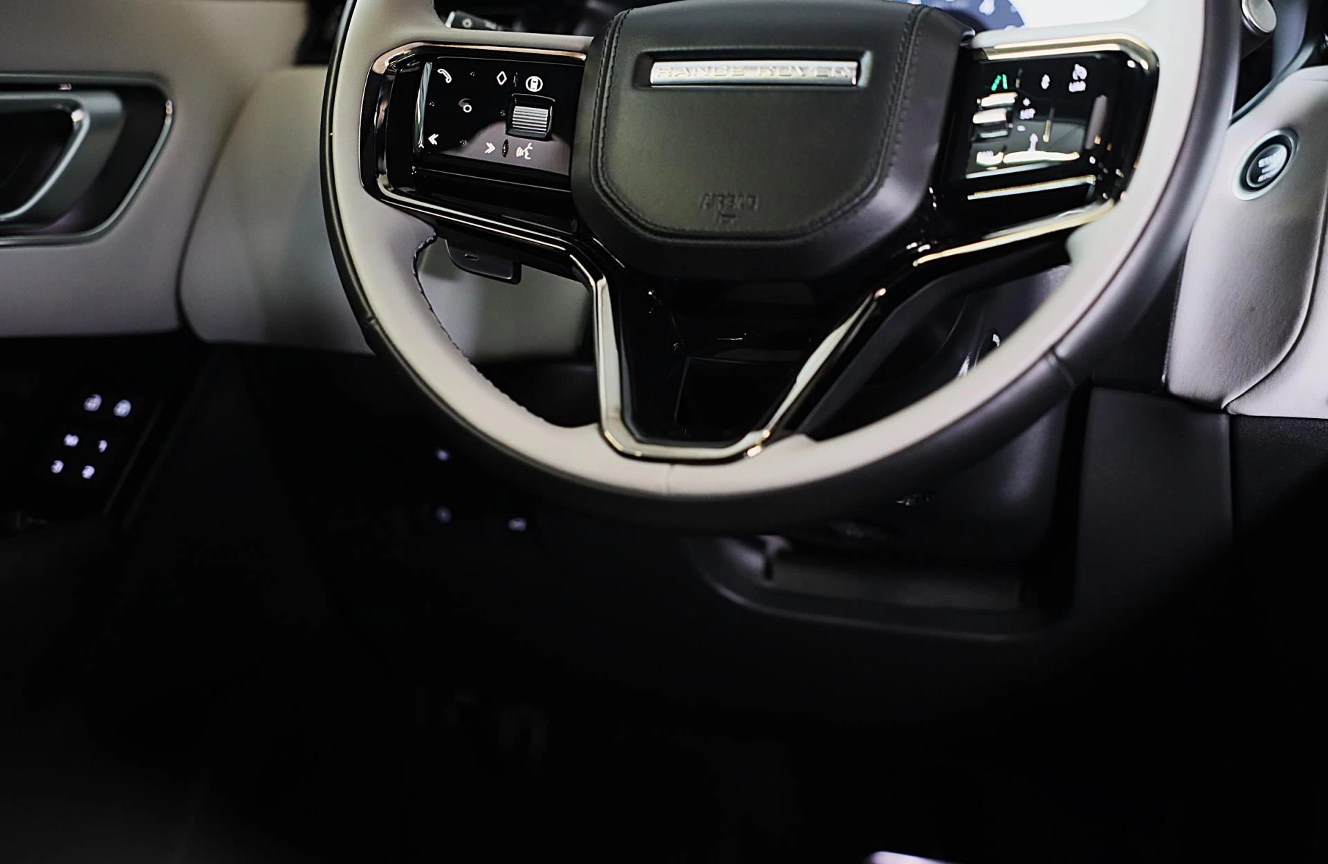 Hoofdafbeelding Land Rover Range Rover Velar