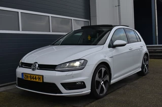 Volkswagen Golf 1.4 TSI Highline R-line