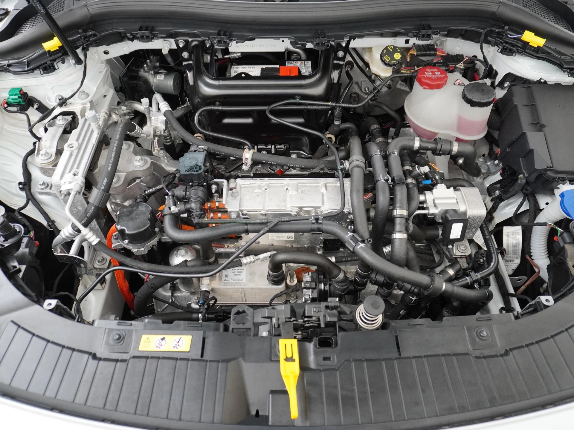 Hoofdafbeelding Mercedes-Benz EQA