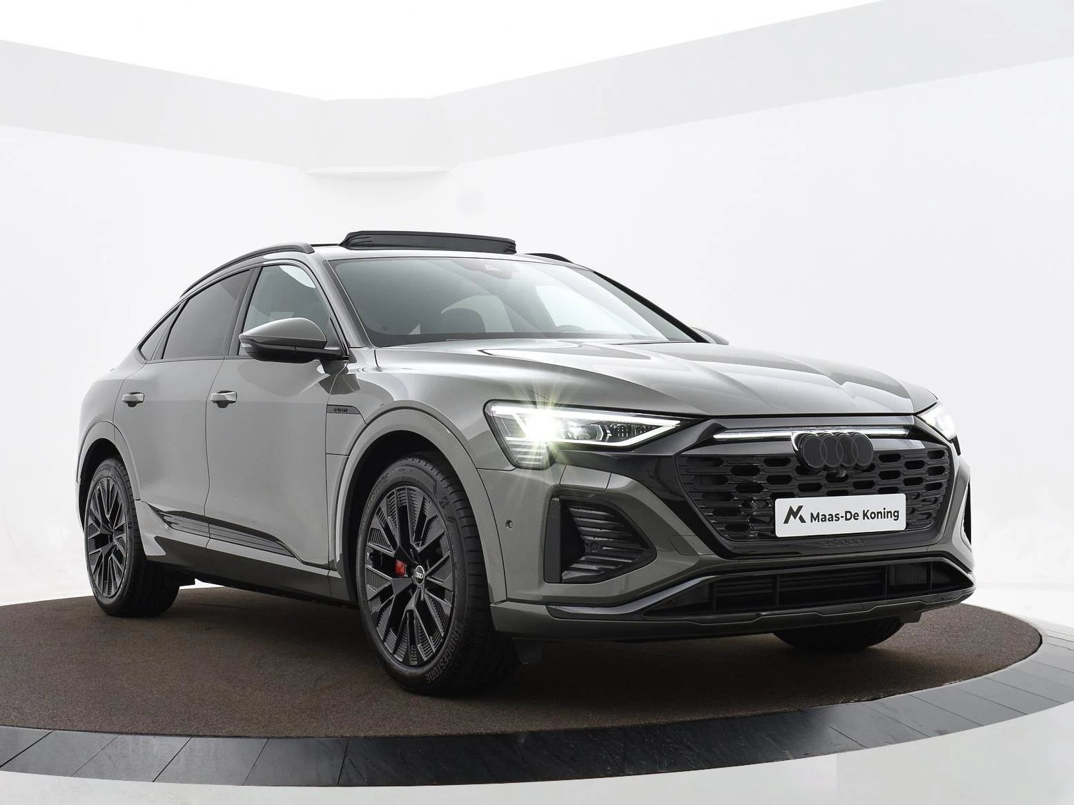 Hoofdafbeelding Audi Q8 Sportback e-tron