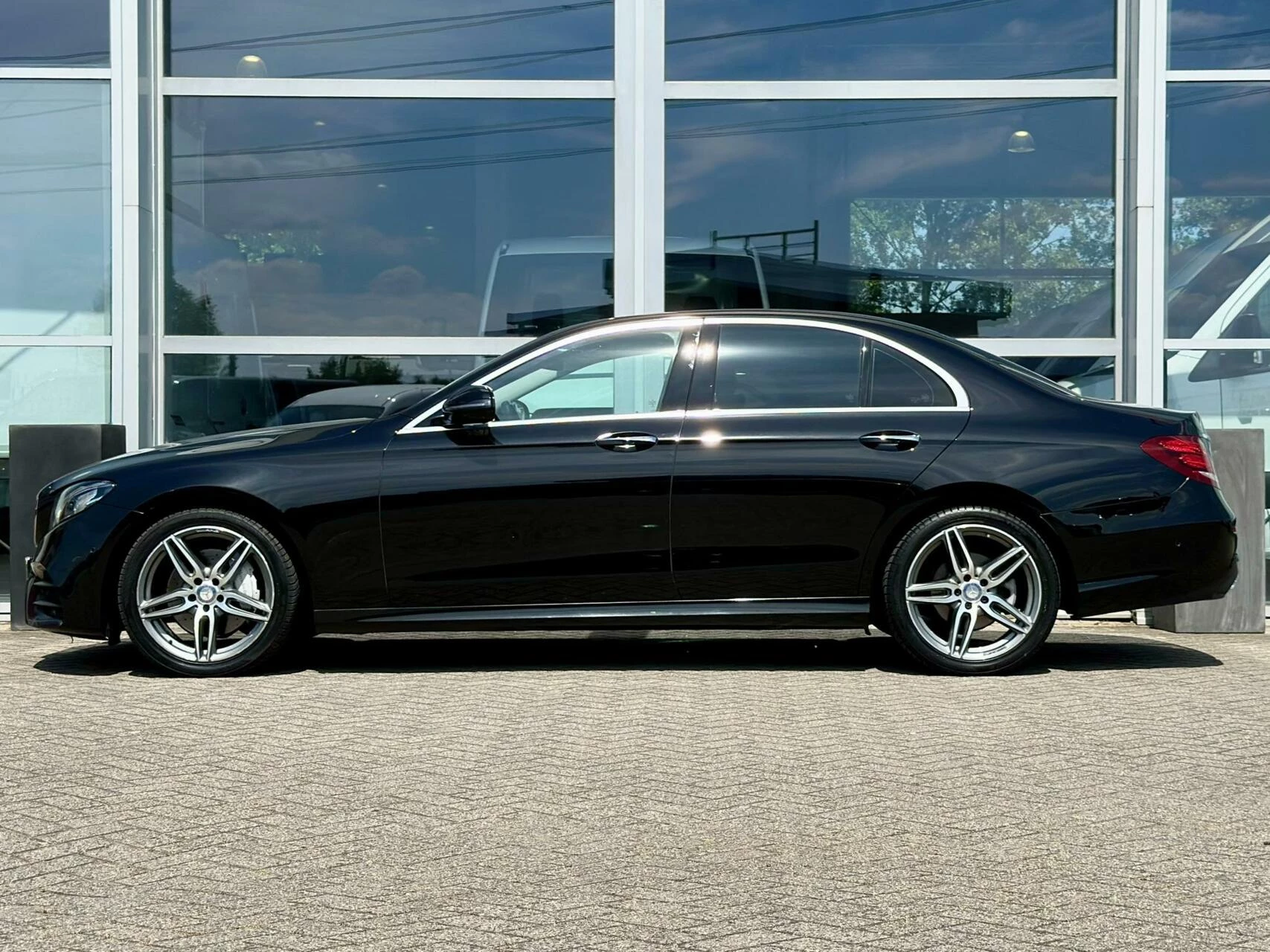Hoofdafbeelding Mercedes-Benz E-Klasse