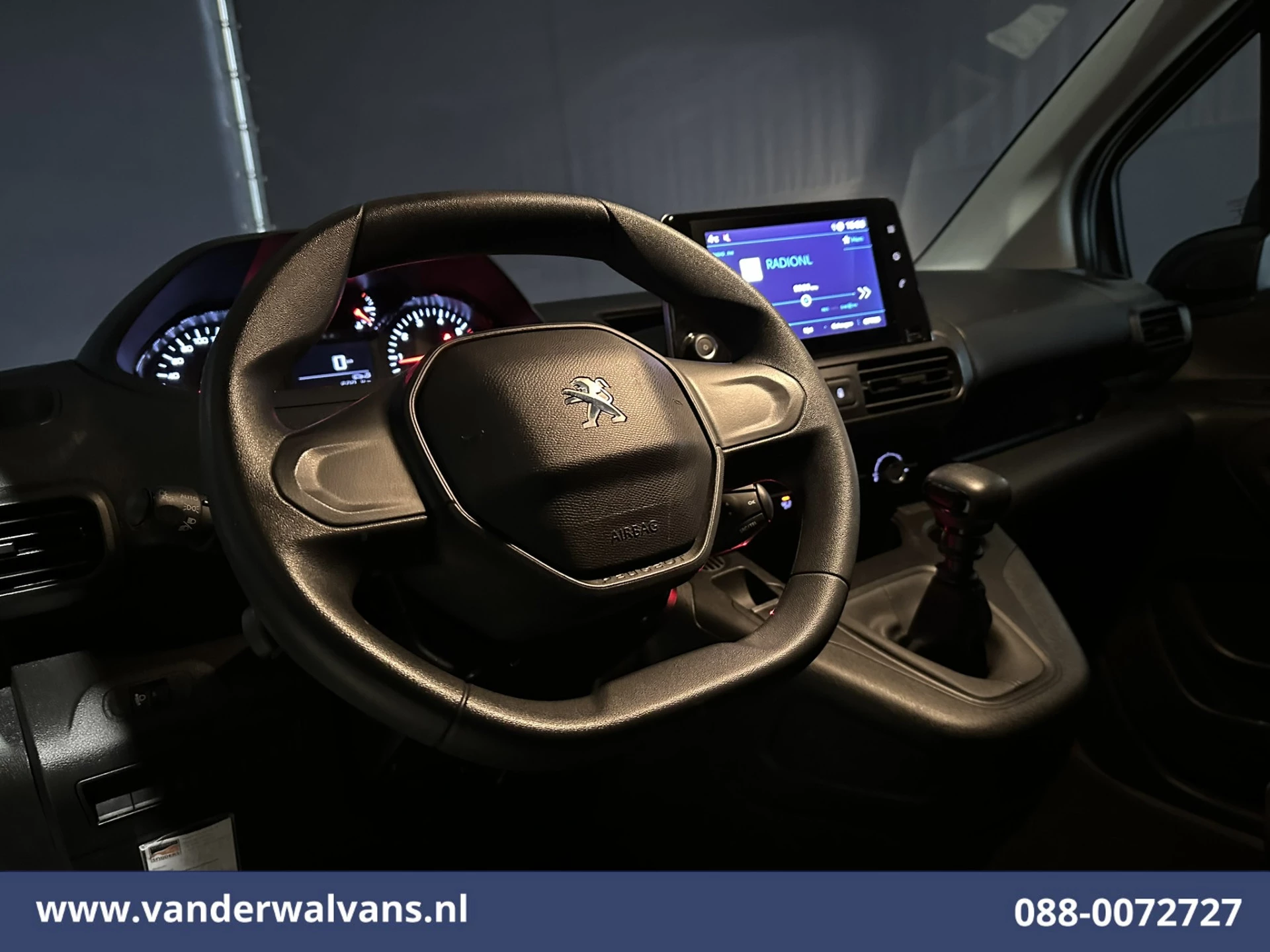 Hoofdafbeelding Peugeot Partner