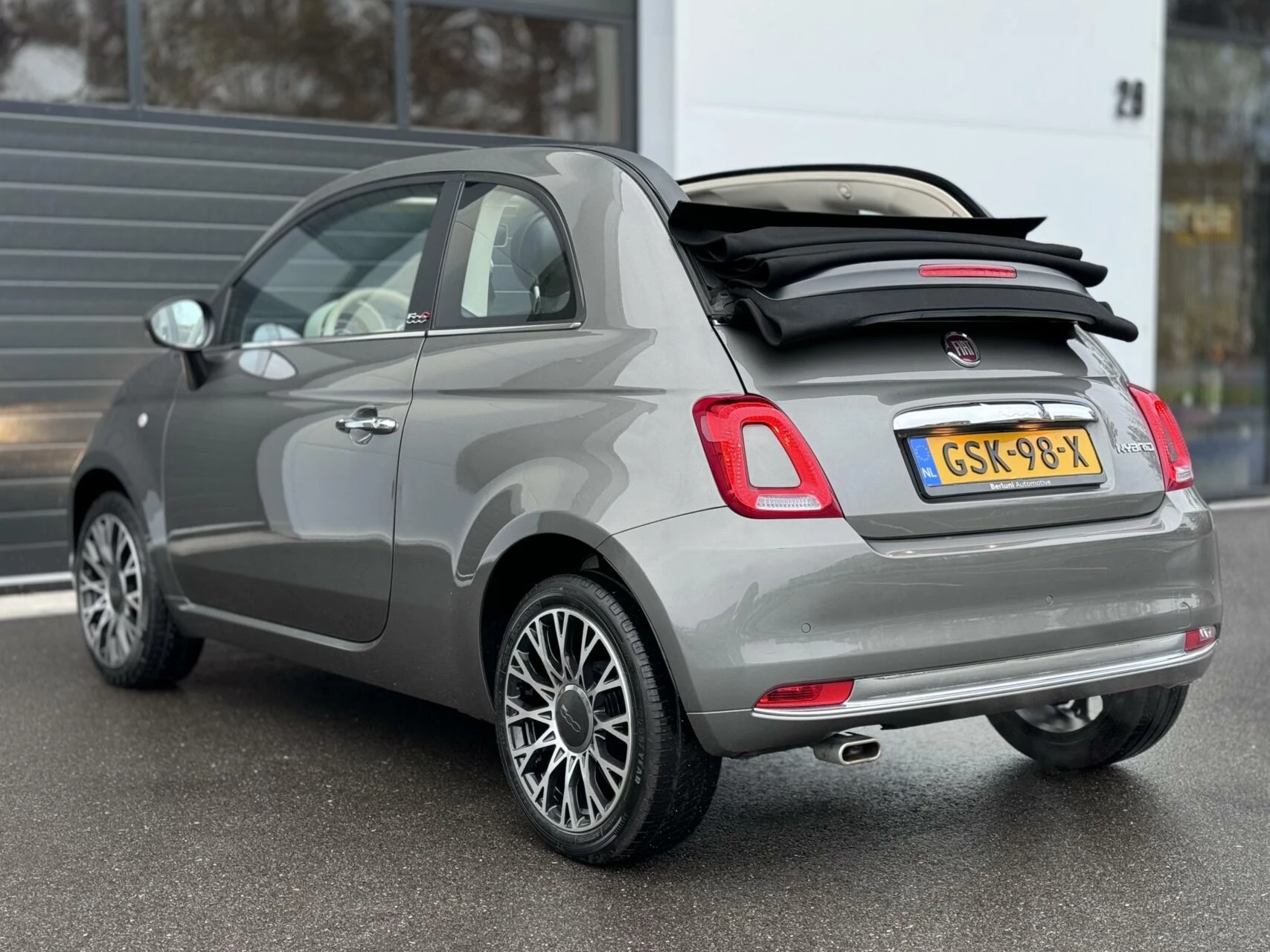 Hoofdafbeelding Fiat 500C