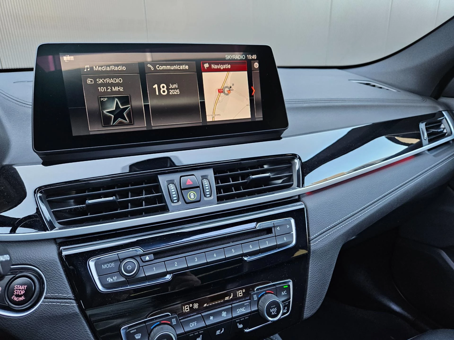 Hoofdafbeelding BMW X2