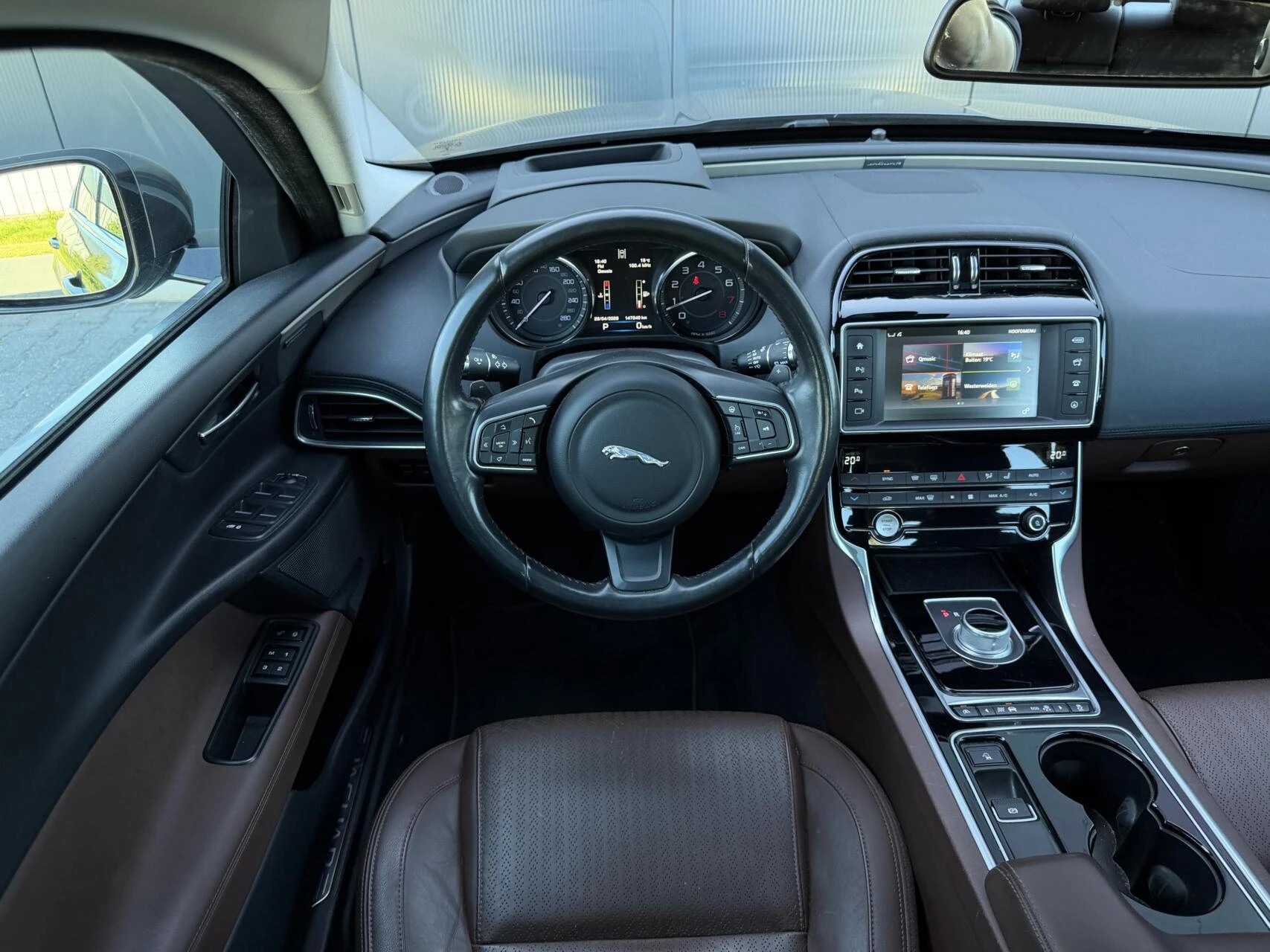 Hoofdafbeelding Jaguar XE