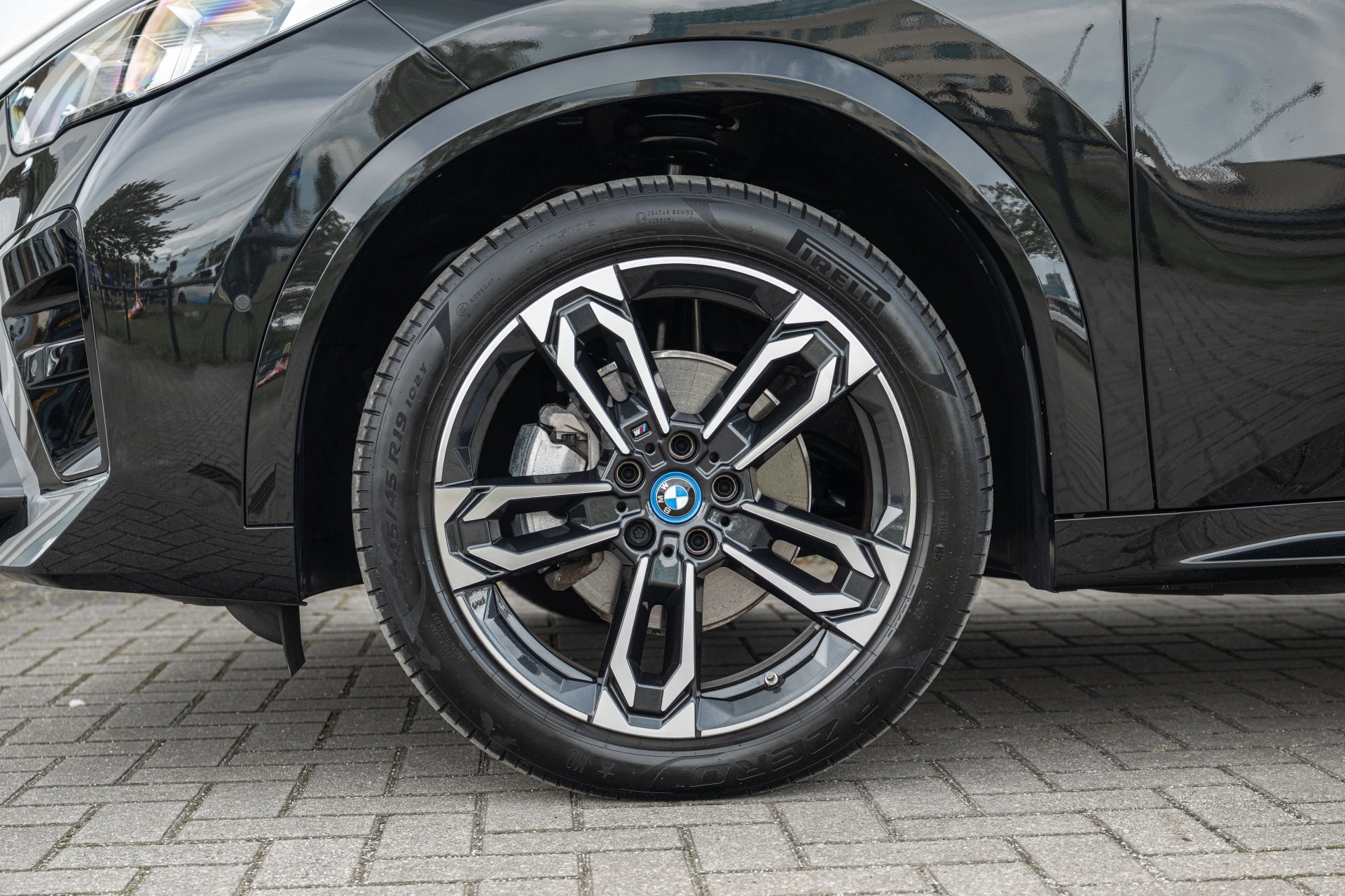 Hoofdafbeelding BMW iX2