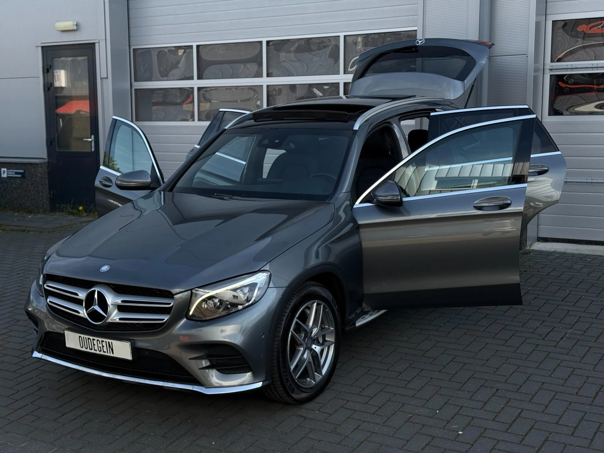 Hoofdafbeelding Mercedes-Benz GLC
