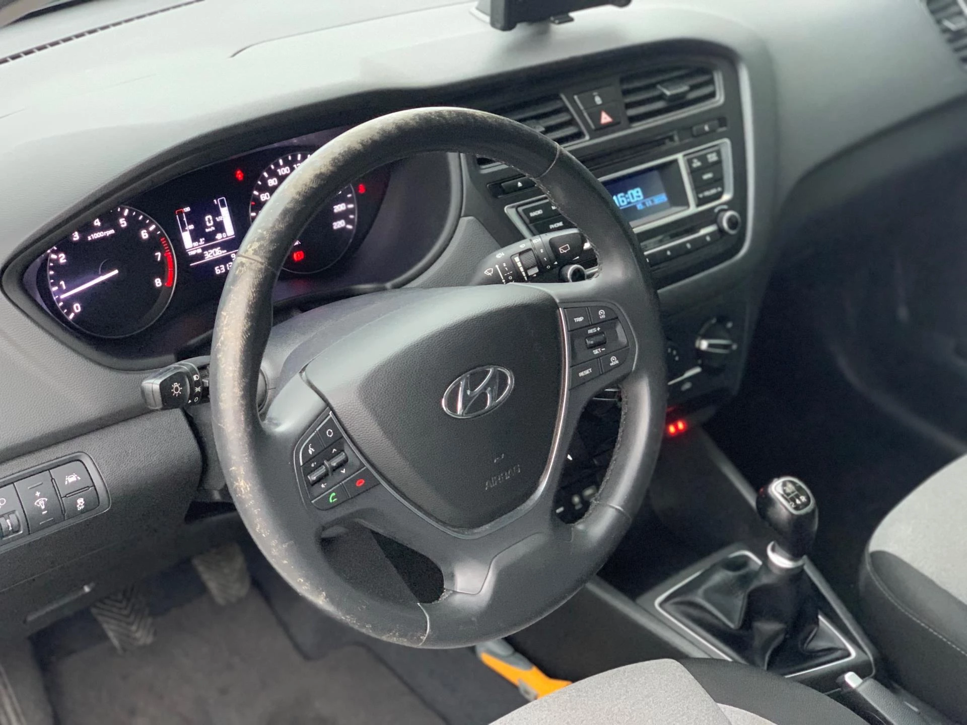 Hoofdafbeelding Hyundai i20