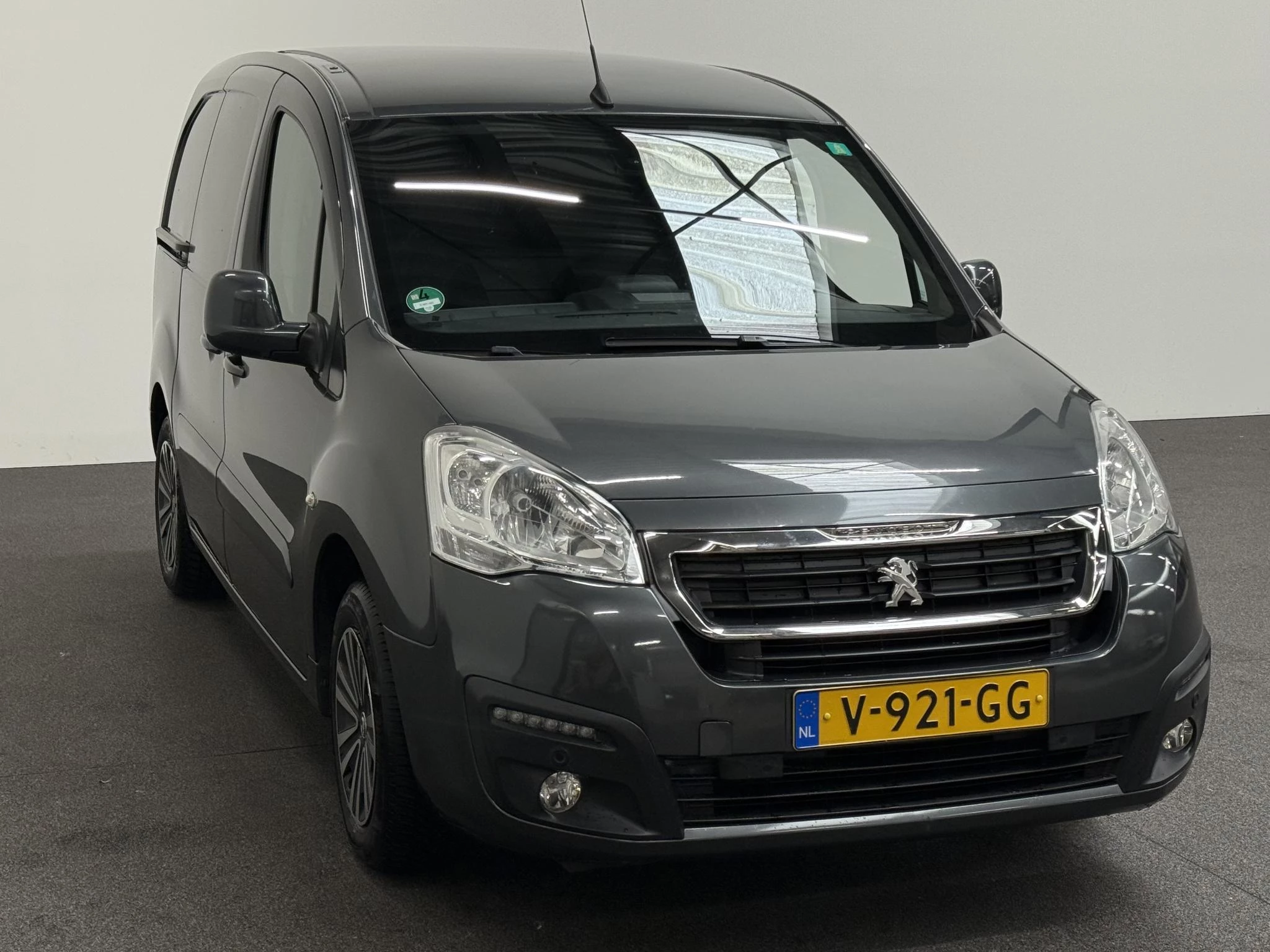 Hoofdafbeelding Peugeot Partner