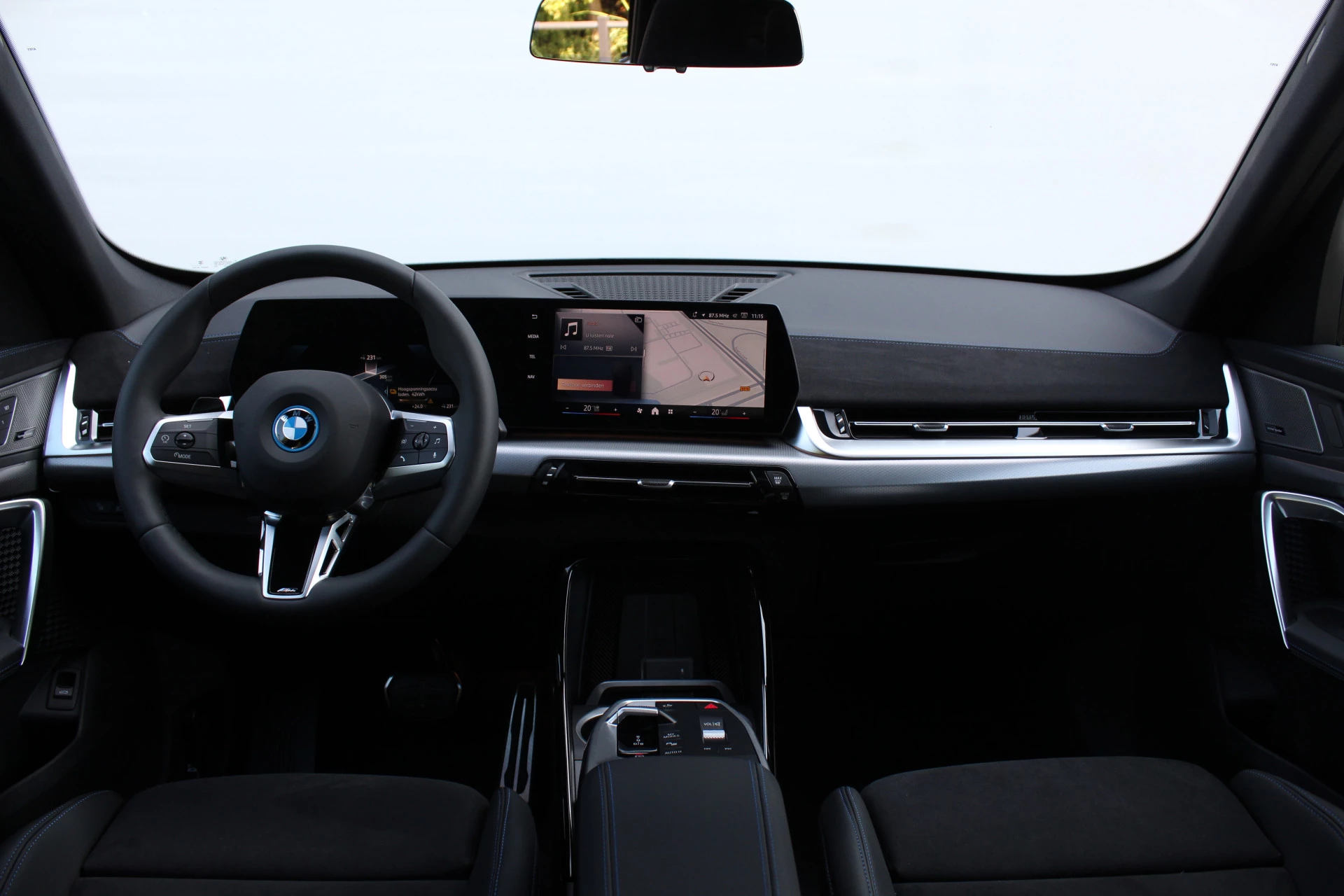 Hoofdafbeelding BMW iX1
