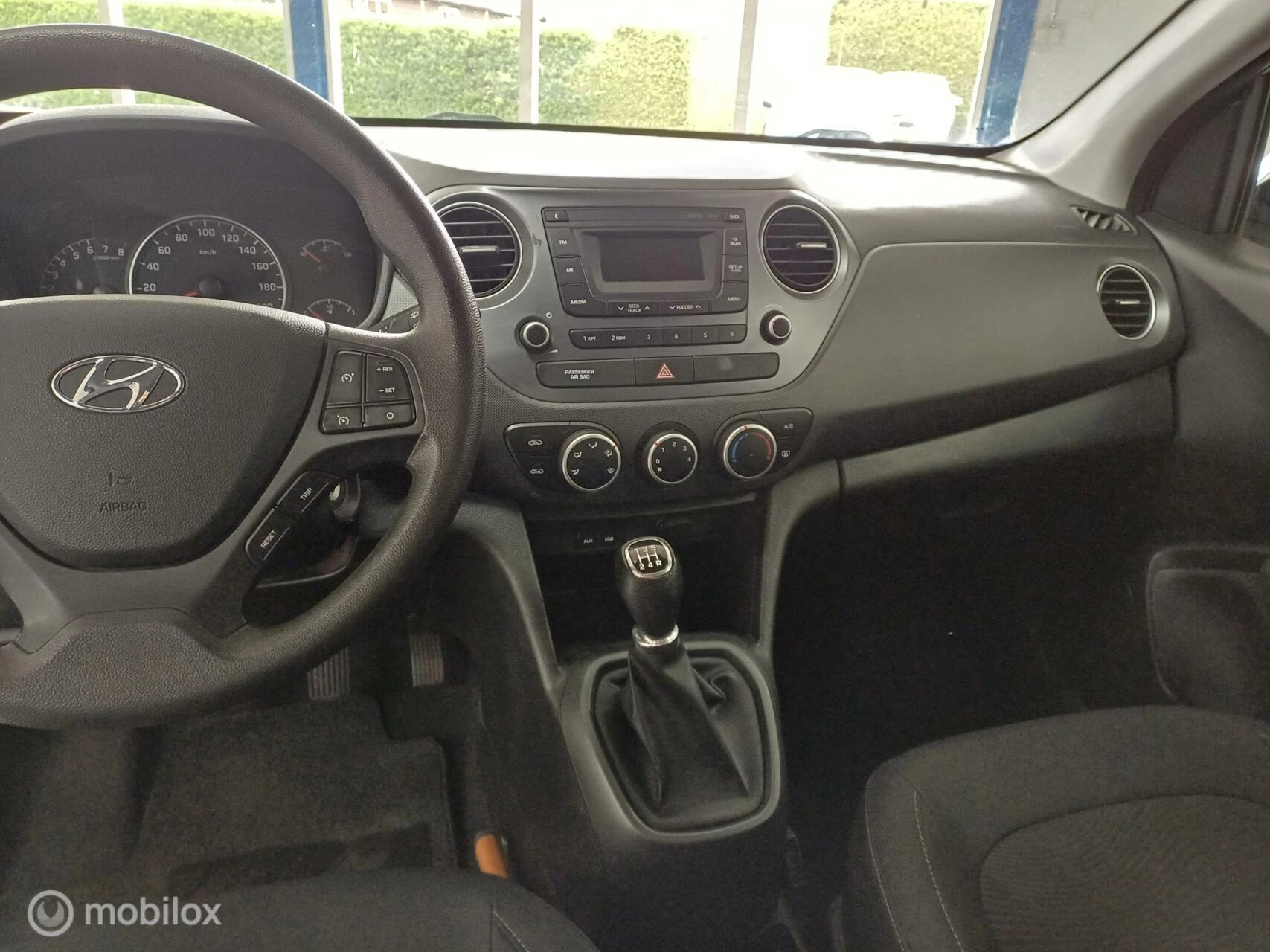 Hoofdafbeelding Hyundai i10