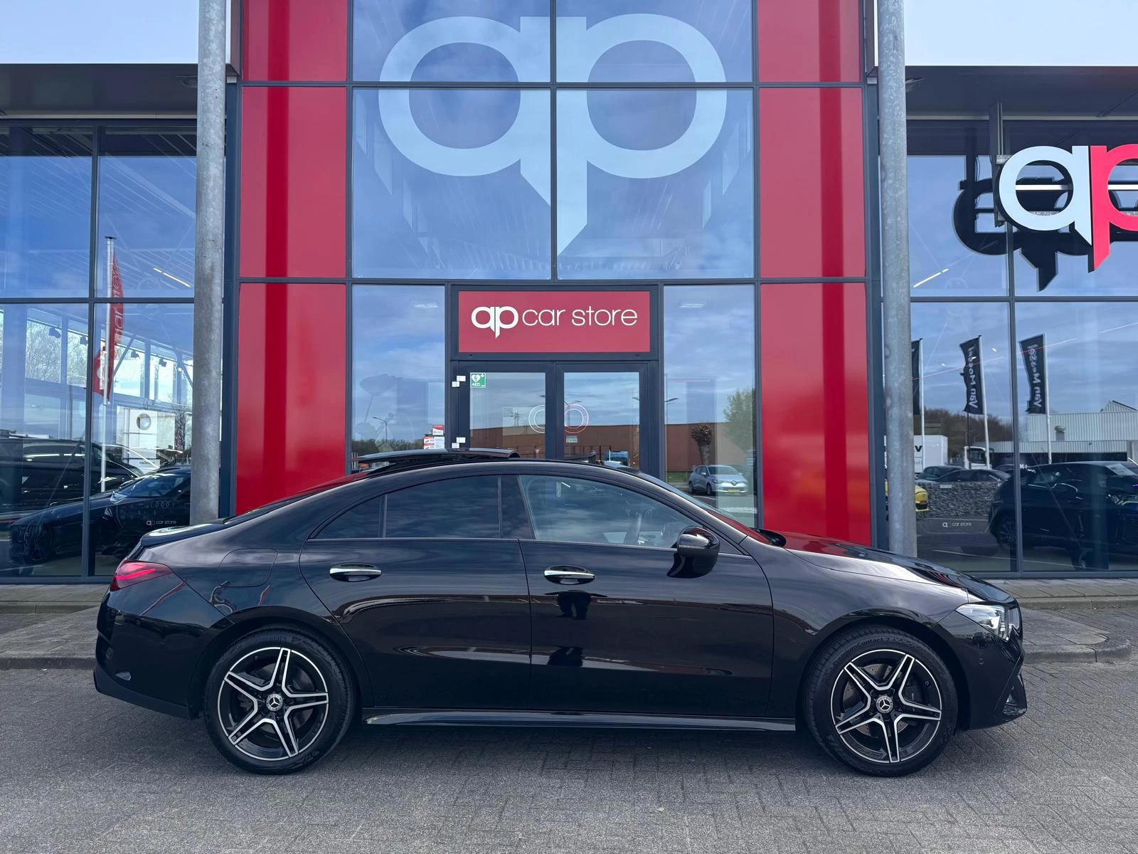 Hoofdafbeelding Mercedes-Benz CLA