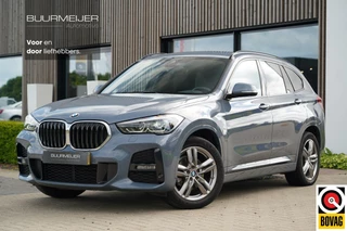 BMW X1 sDrive18i High Executive M Sport - M Pakket - Stoelverwarming - Adaptieve cruise control - Elektrische achterklep - Shadow pakket - Sportstoelen - Dealer onderhouden - Parkeercamera - Parkeersensoren -