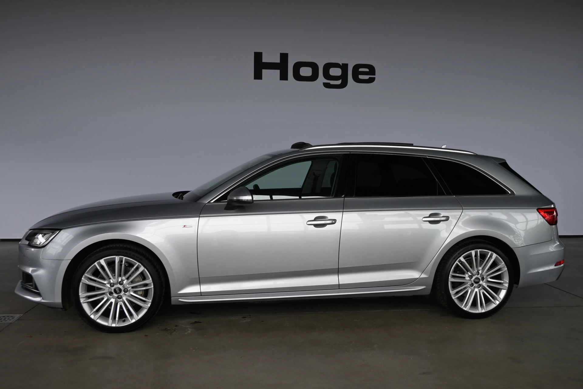 Hoofdafbeelding Audi A4