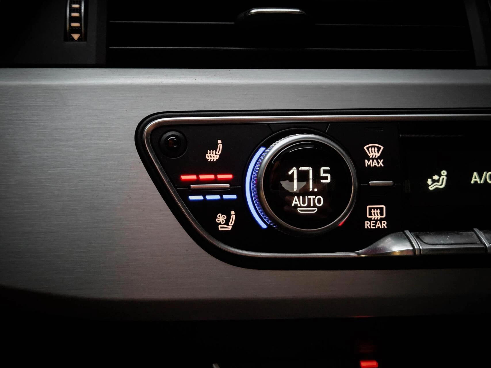 Hoofdafbeelding Audi S4