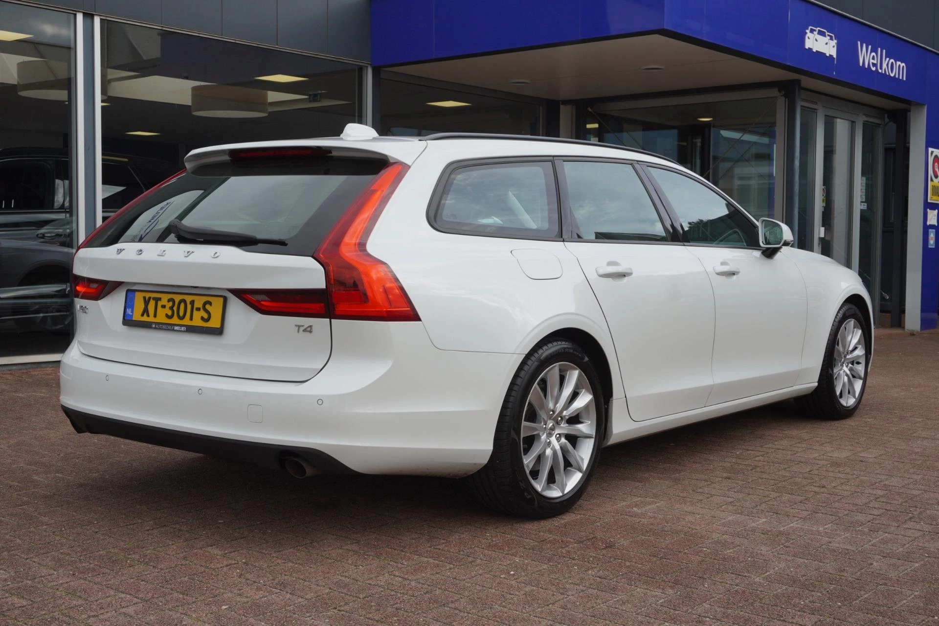 Hoofdafbeelding Volvo V90