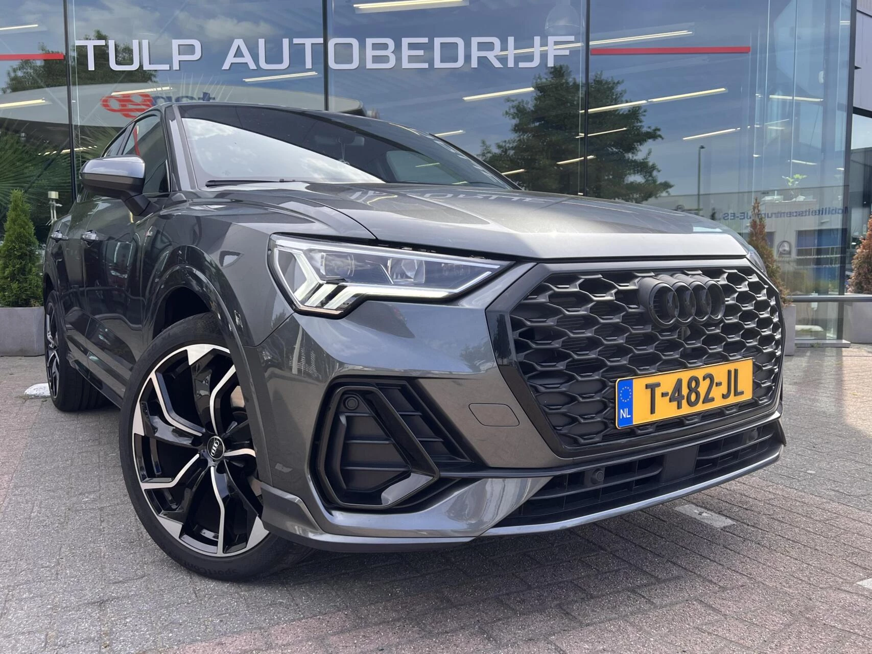 Hoofdafbeelding Audi Q3