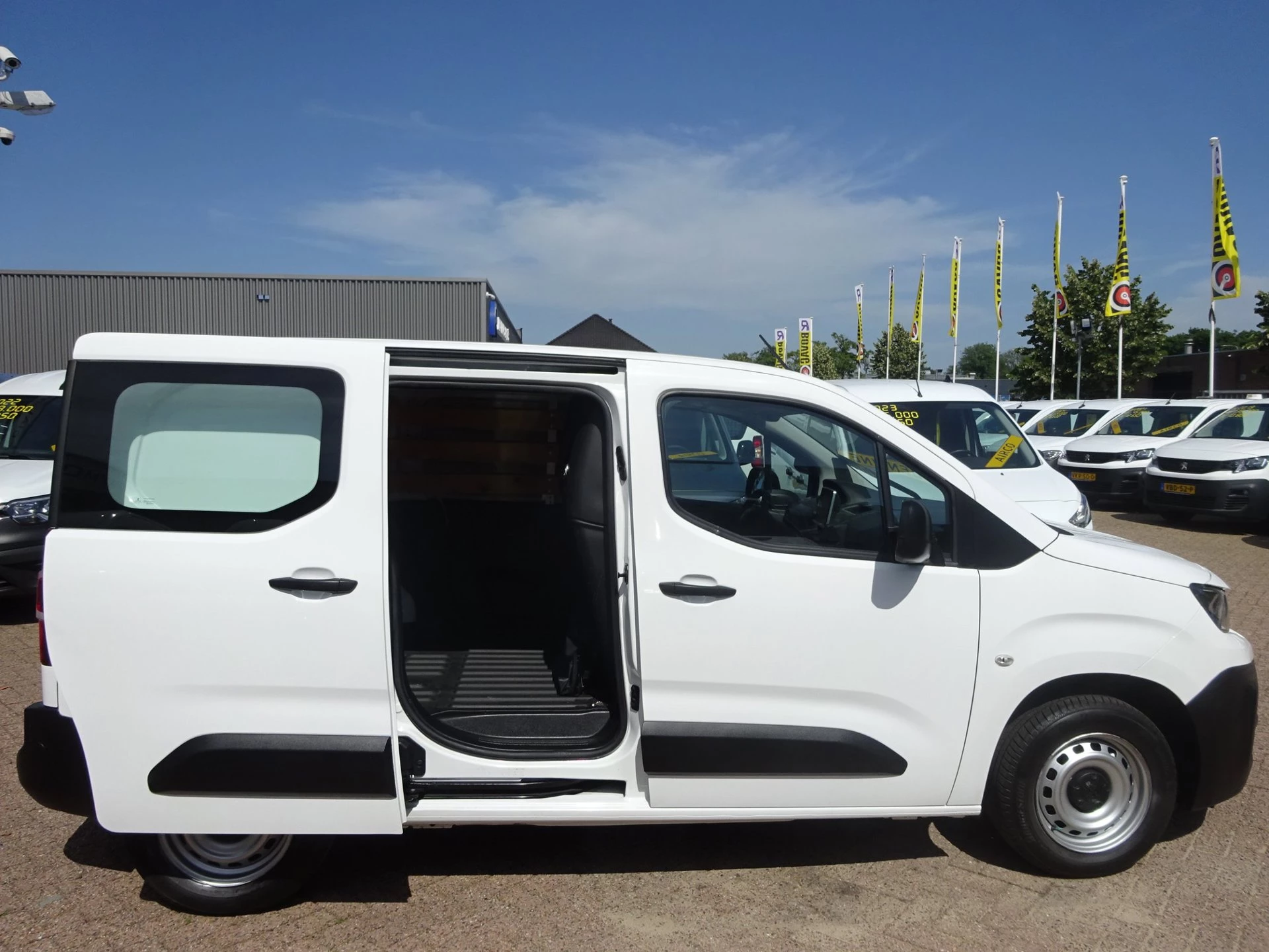 Hoofdafbeelding Peugeot Partner