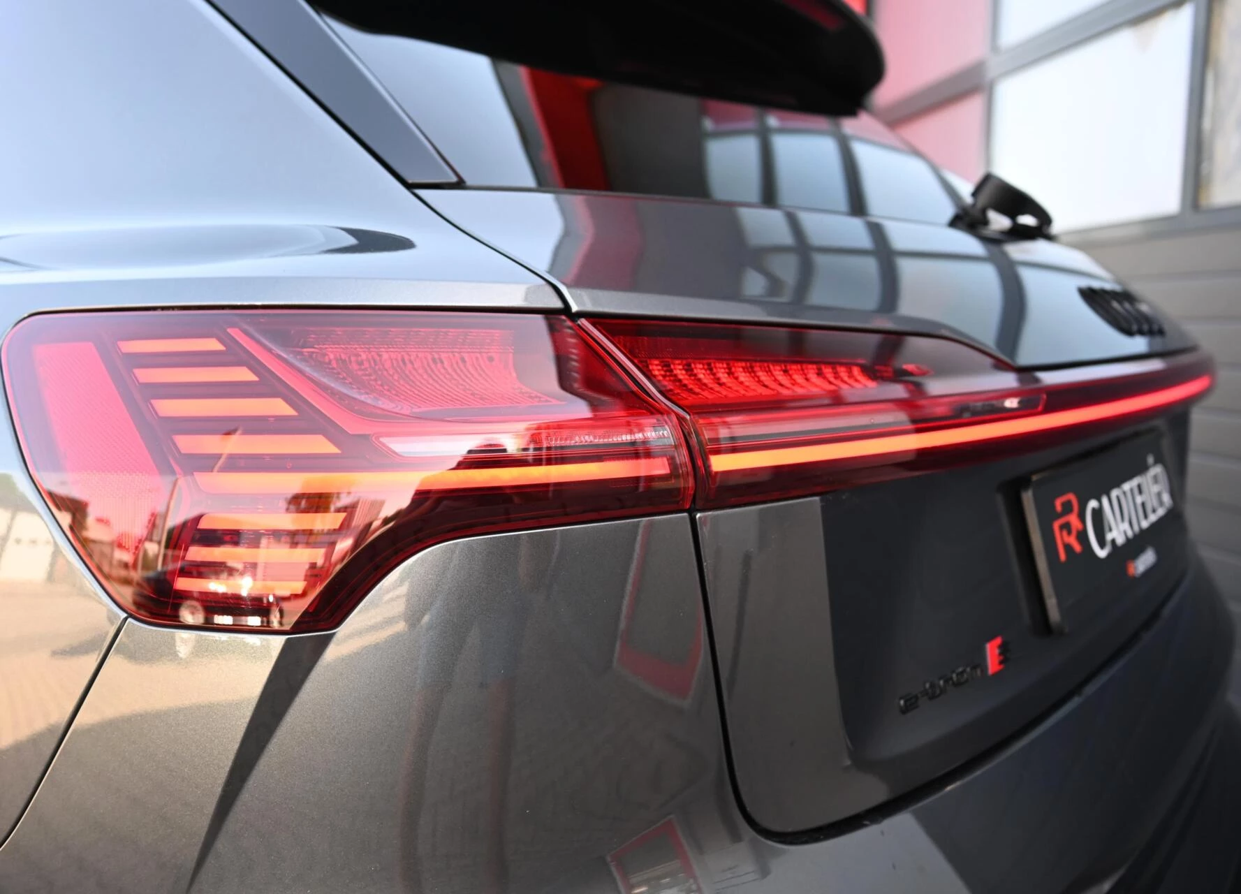 Hoofdafbeelding Audi e-tron