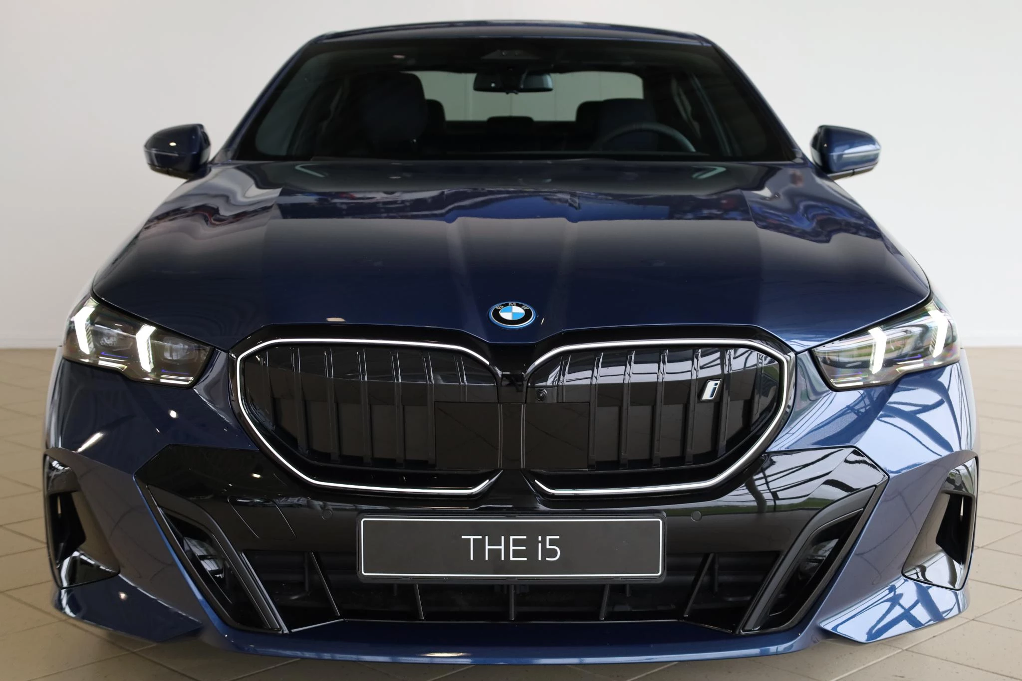 Hoofdafbeelding BMW i5