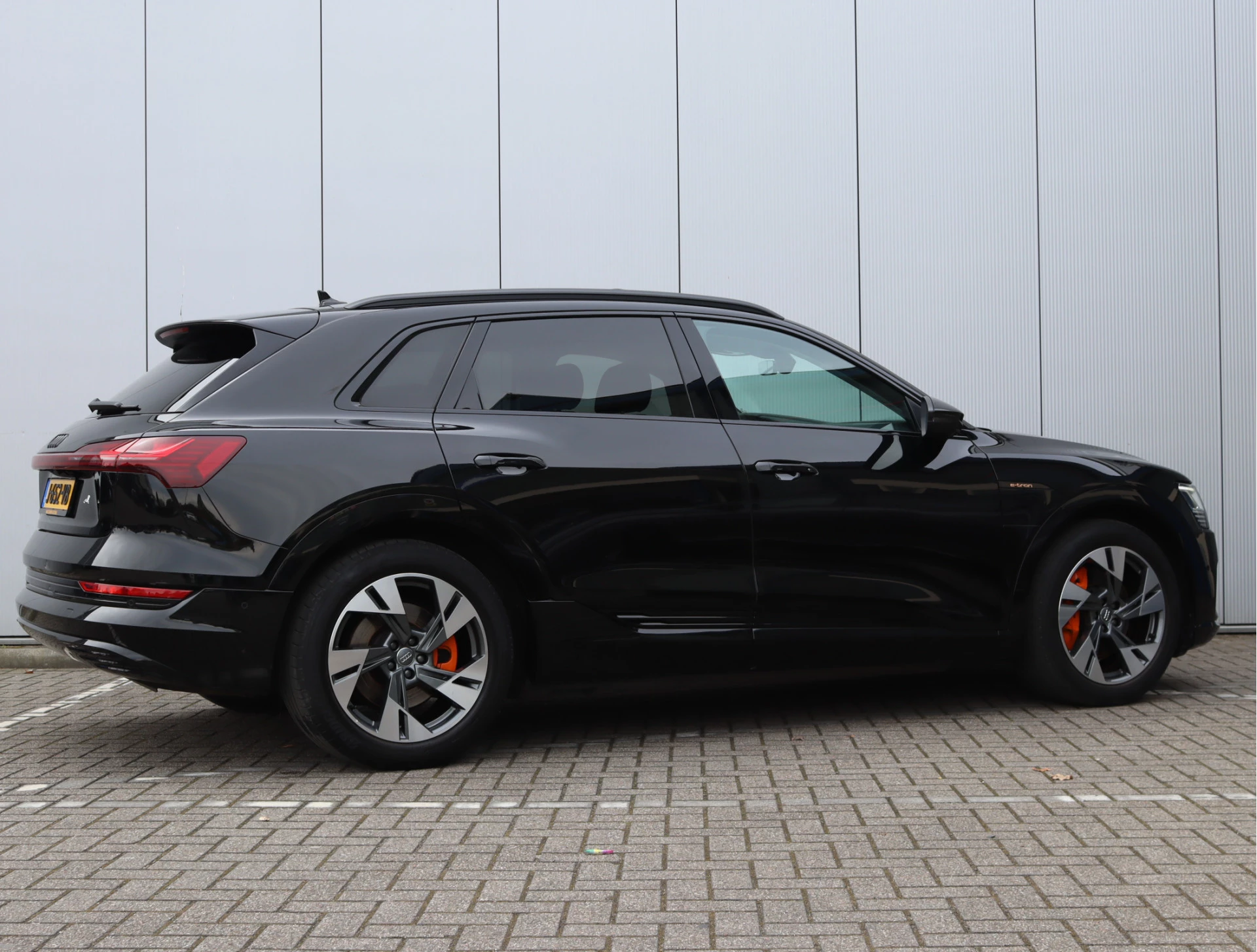 Hoofdafbeelding Audi e-tron