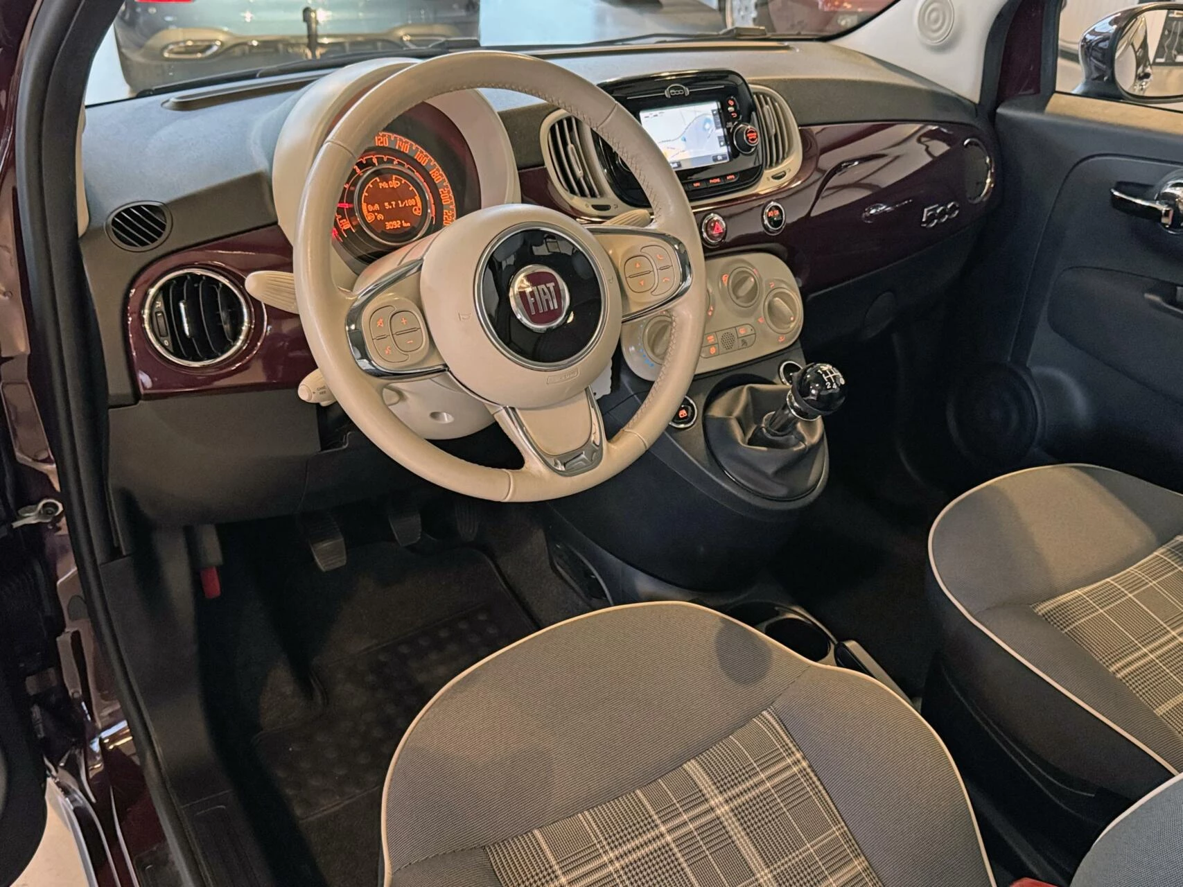 Hoofdafbeelding Fiat 500