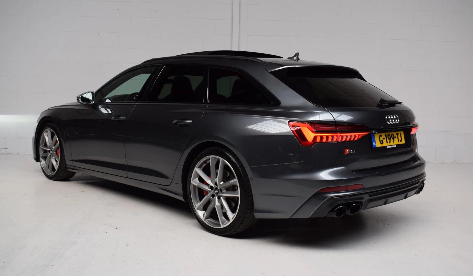 Hoofdafbeelding Audi S6