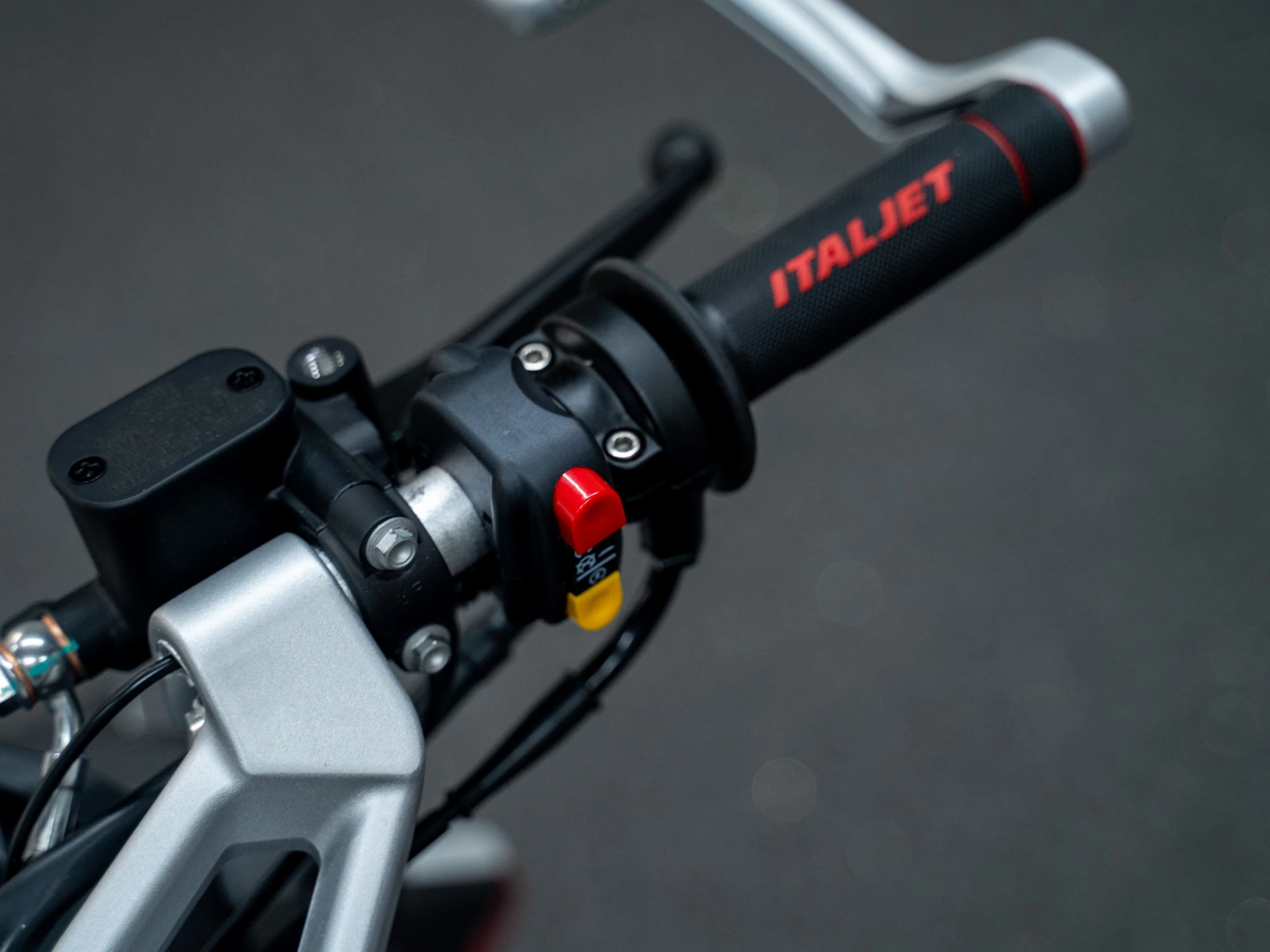 Hoofdafbeelding Italjet Dragster