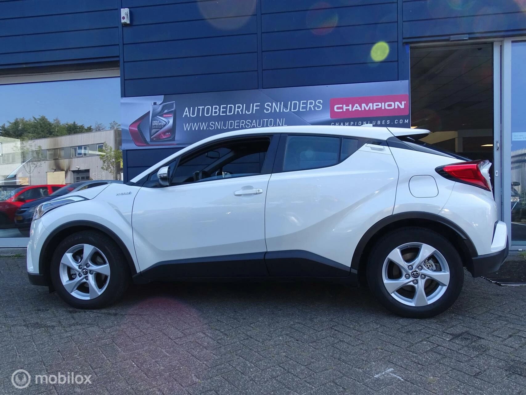 Hoofdafbeelding Toyota C-HR