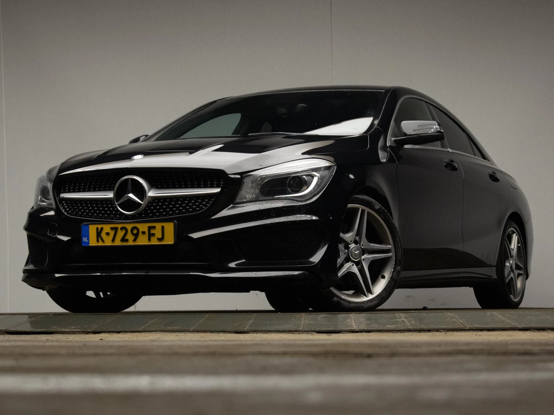 Hoofdafbeelding Mercedes-Benz CLA
