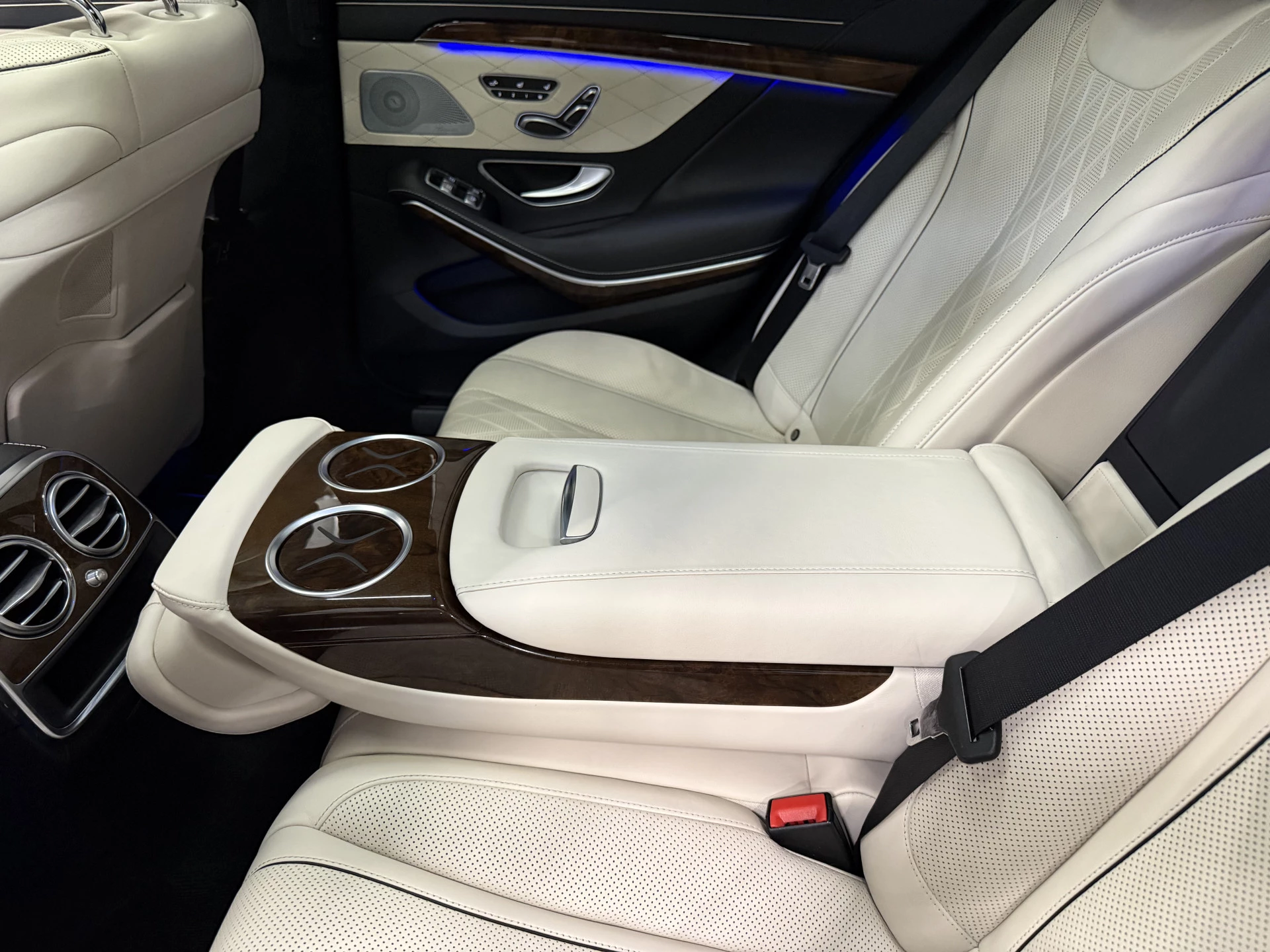 Hoofdafbeelding Mercedes-Benz S-Klasse