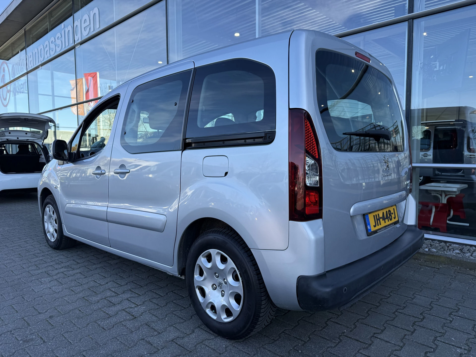 Hoofdafbeelding Peugeot Partner