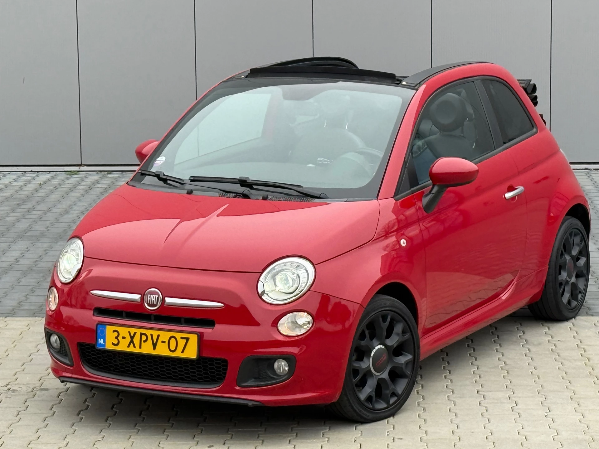 Hoofdafbeelding Fiat 500C