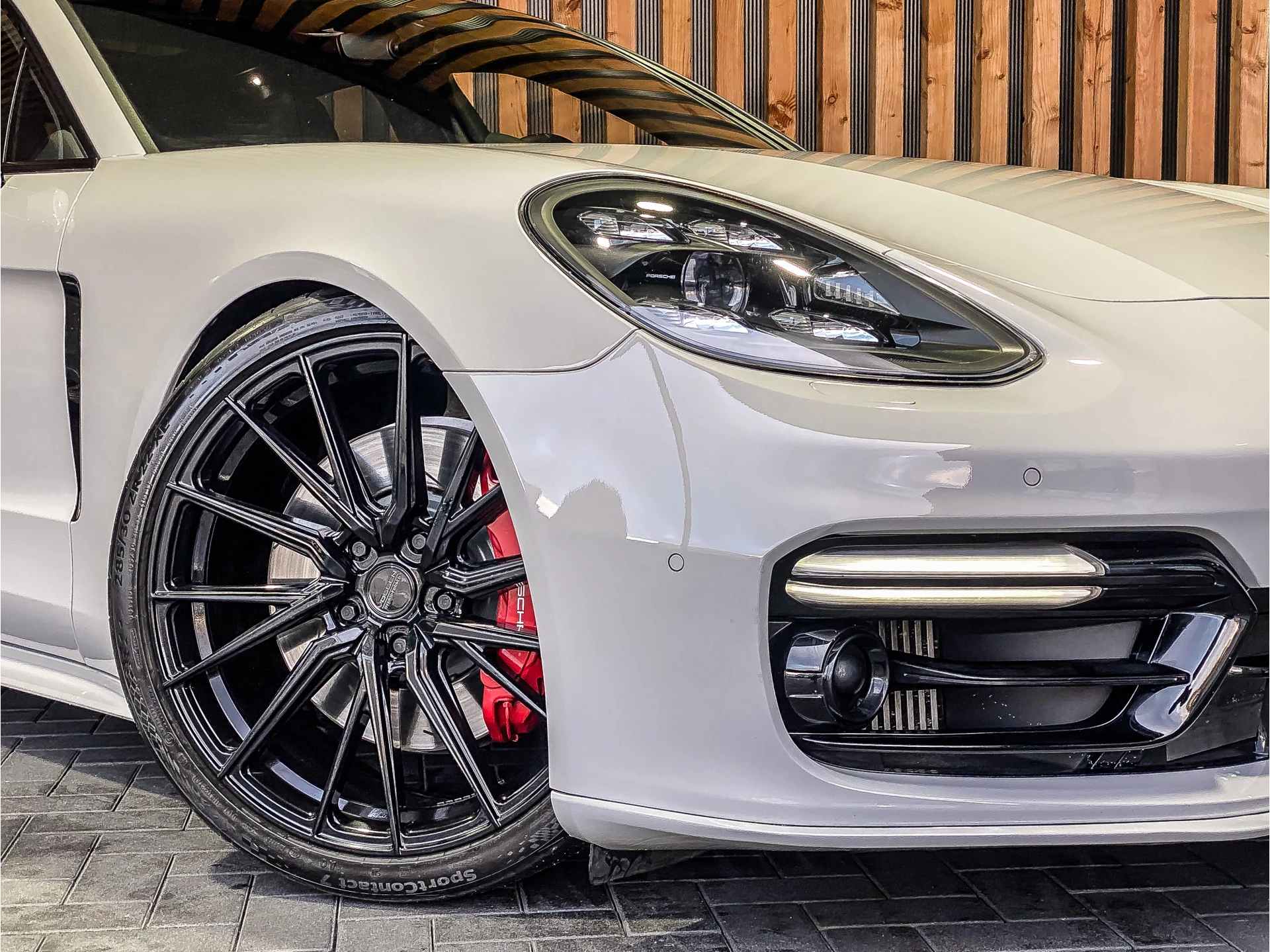 Hoofdafbeelding Porsche Panamera