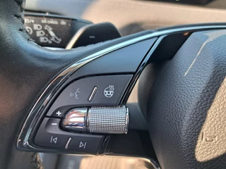 Škoda Enyaq iV 60 180 Pk Business Edition + Warmtepomp, 1/2 Leder, stuurverw.