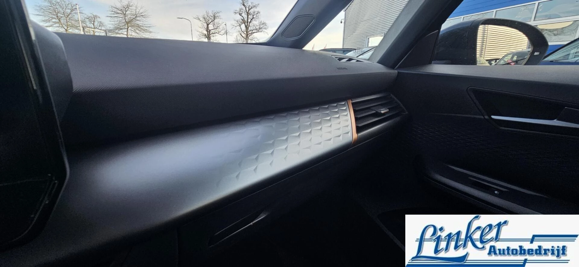 Hoofdafbeelding CUPRA Born