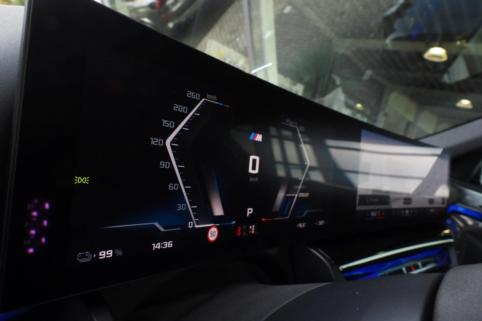 Hoofdafbeelding BMW i5