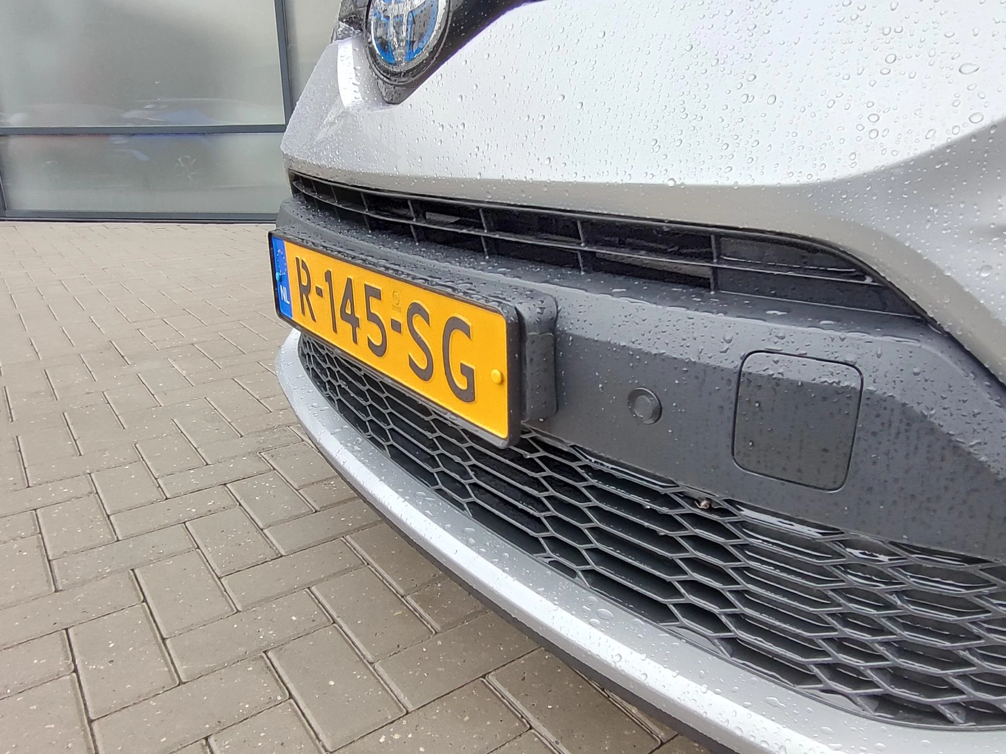 Hoofdafbeelding Toyota C-HR